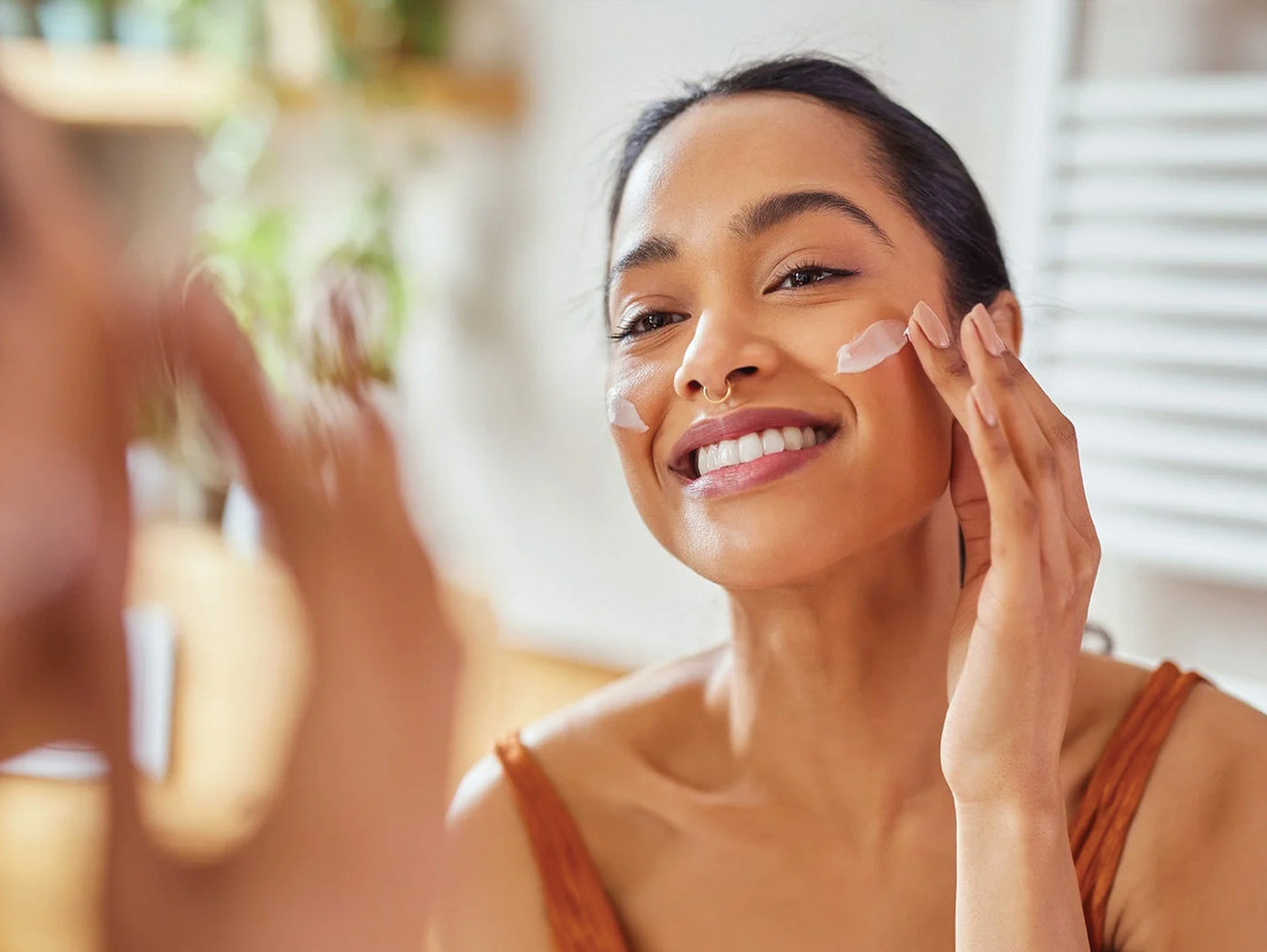 How to Build a Minimal 2-Step Skincare Routine That Actually Works
